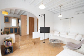 Dreamscape Cozy 3-Bedroom Mykonos Hideaway